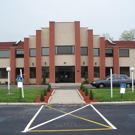 Budget Inn & Suites Wall Extérieur photo