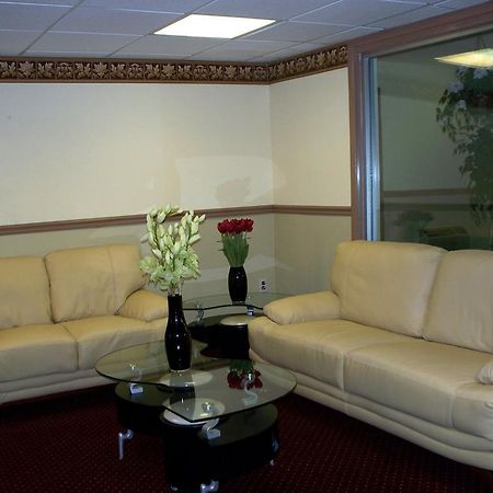 Budget Inn & Suites Wall Extérieur photo