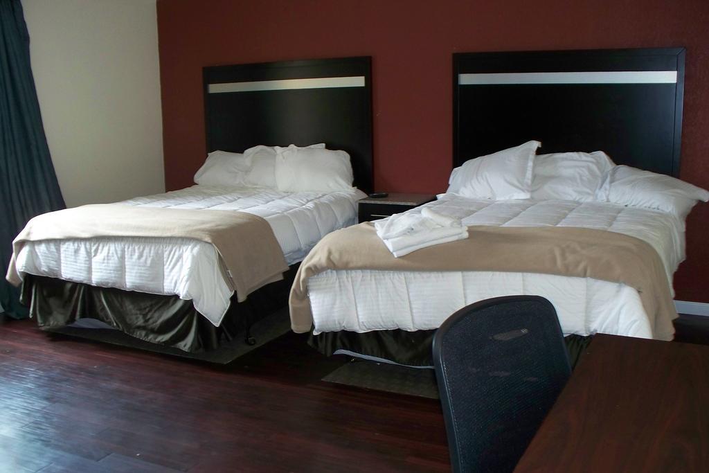 Budget Inn & Suites Wall Extérieur photo